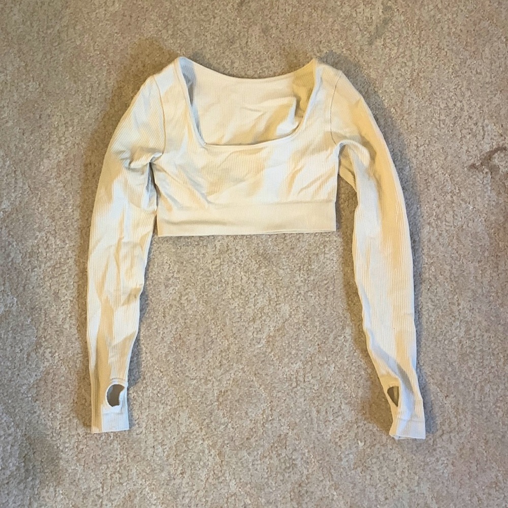 Cropped Long Sleeve Tee